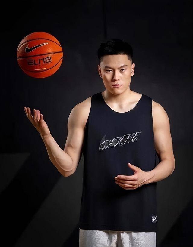上海男篮迎来信心爆棚的一天，实力展现