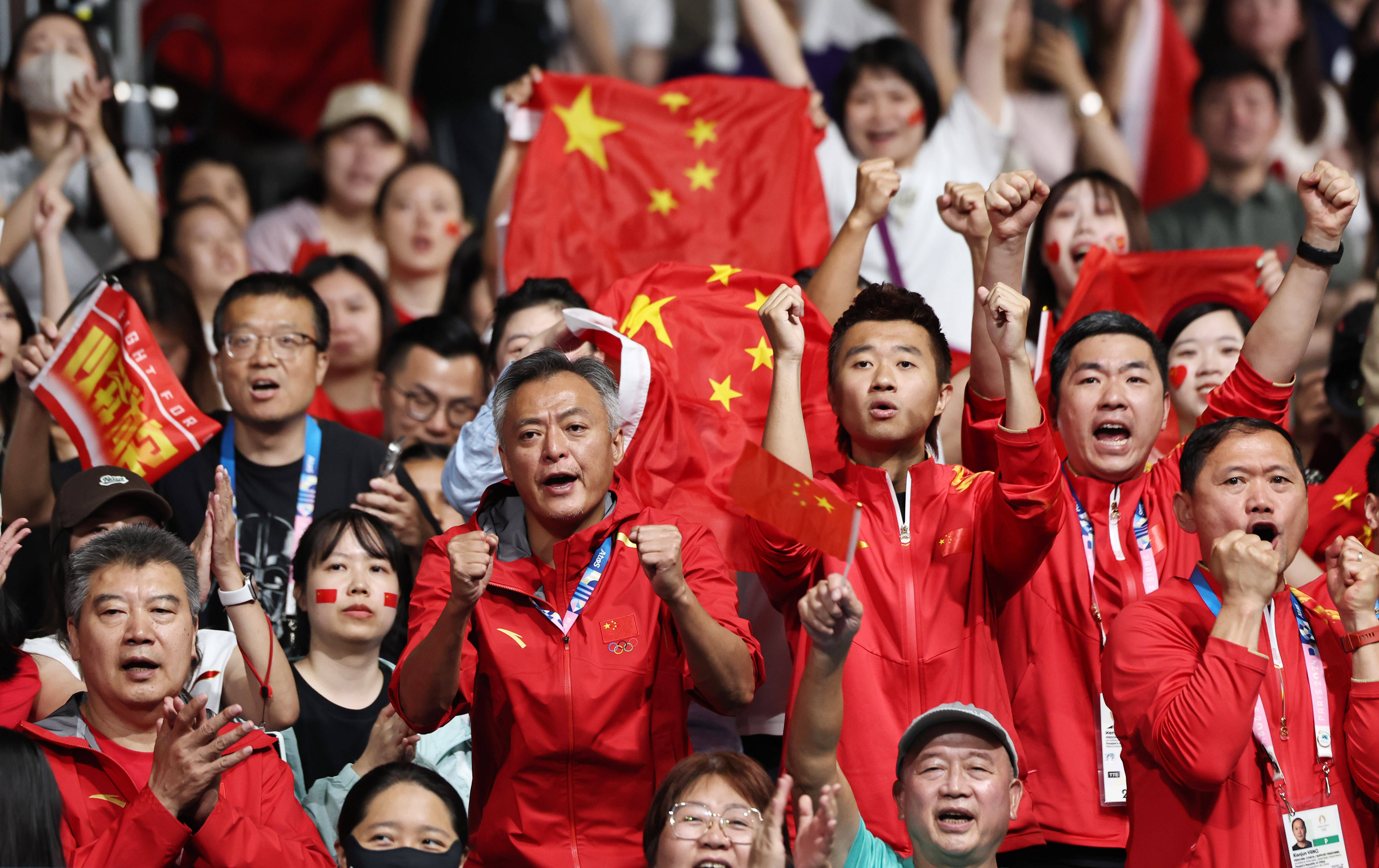 pg电子-包含乒乓球赛事精彩瞬间盘点，年度回顾震撼登场的词条