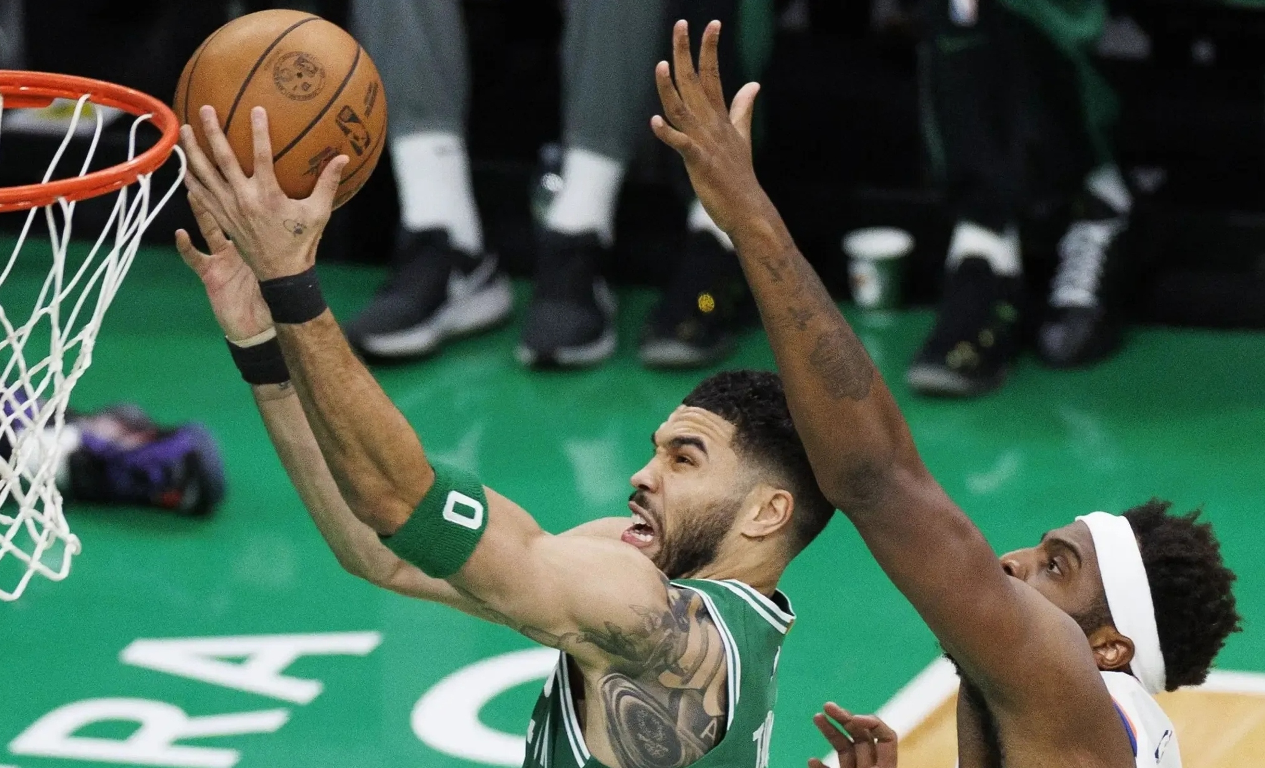 pg电子娱乐-步行者强势凯尔特人B队，保罗绝境逆转