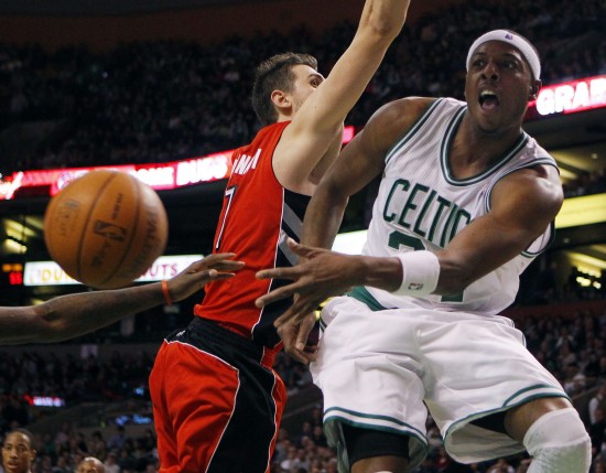 pg电子模拟器试玩在线-广东队逆转猛龙,保罗点燃赛场