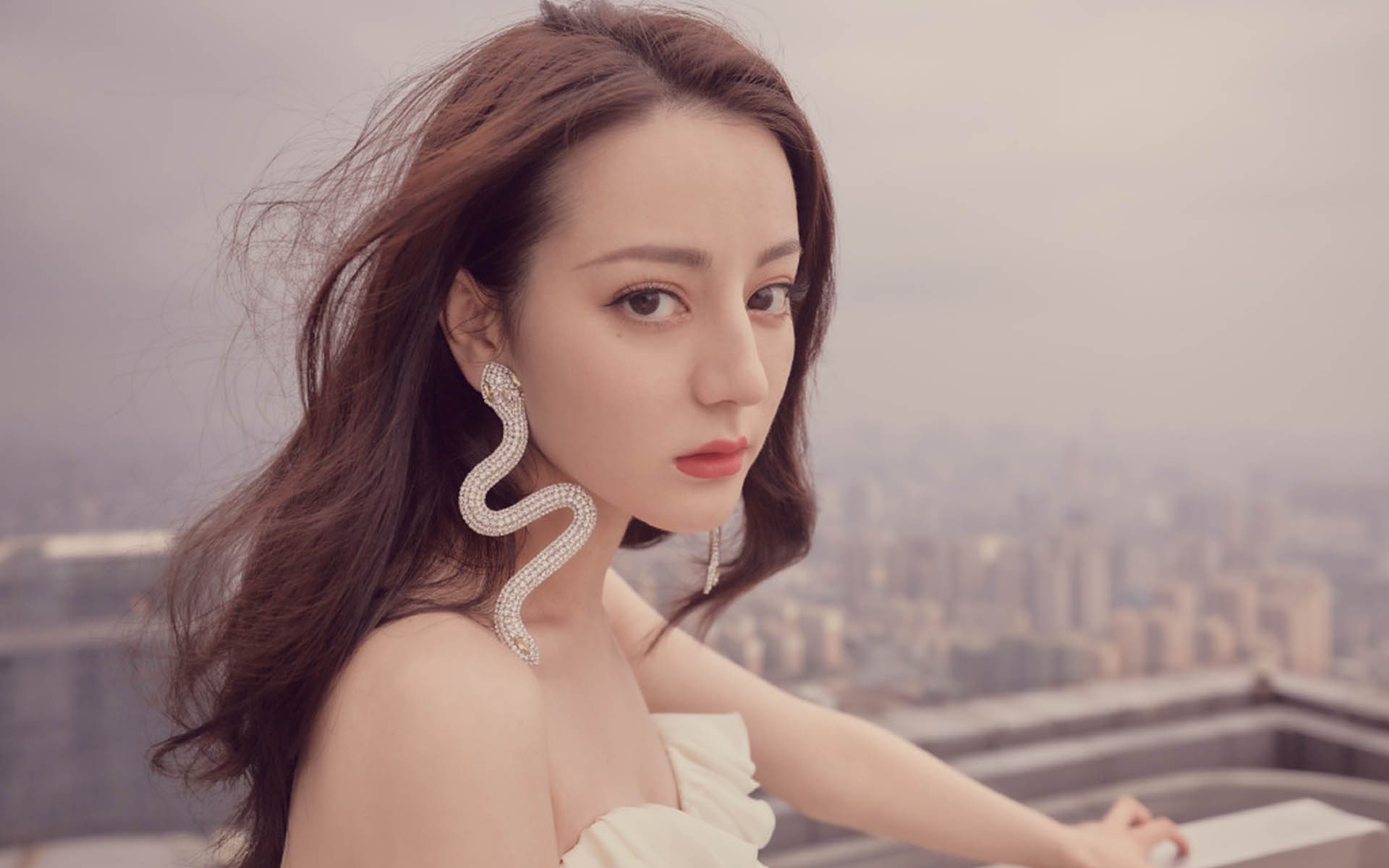 黄蜂复刻断剑重铸之夜，武切维奇火热状态撕碎热火铁壁