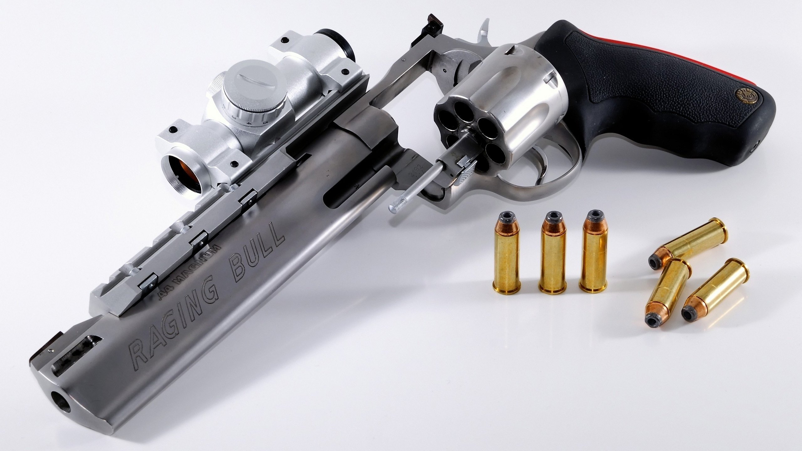 太阳主场轻取鹈鹕,贝恩狂砍42分尽显统治力