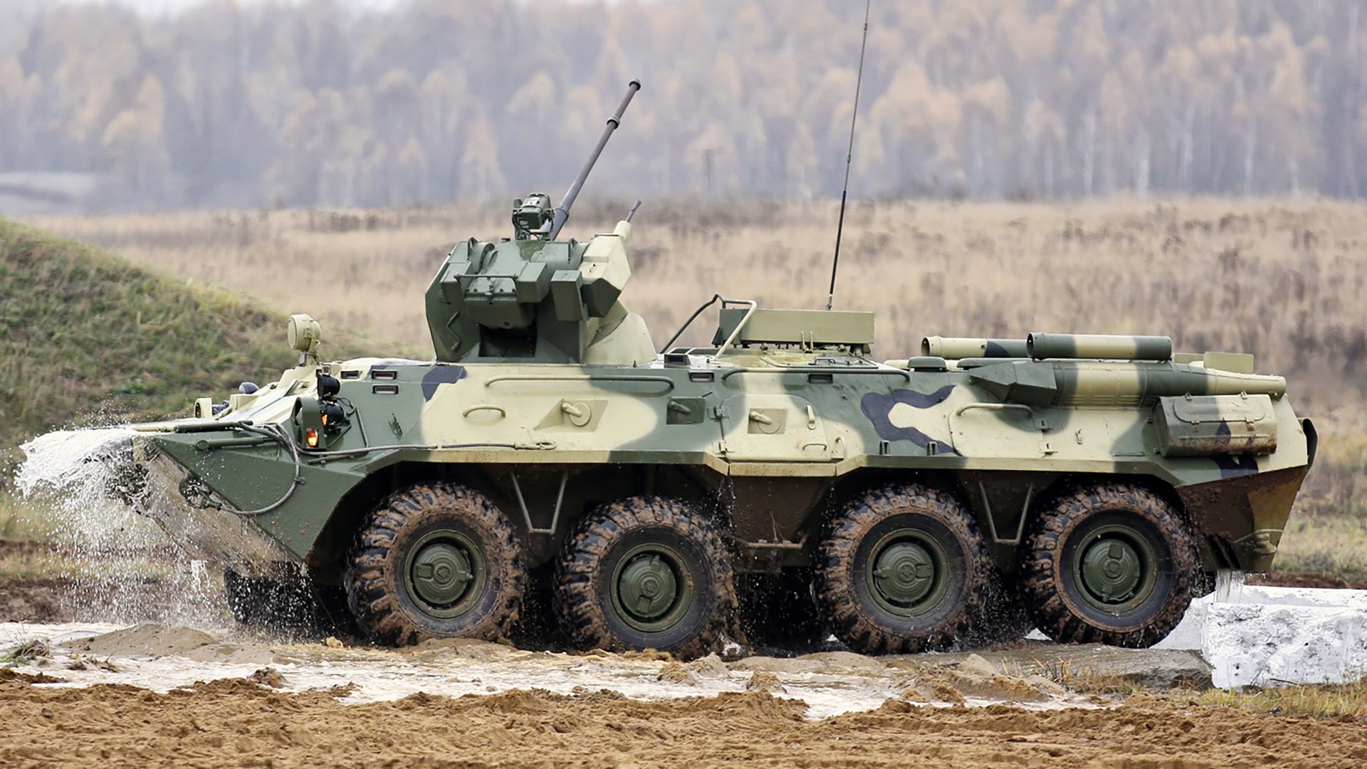 跨界风暴，雷霆轻取广东队，约基奇F1街道赛上演逆天接管